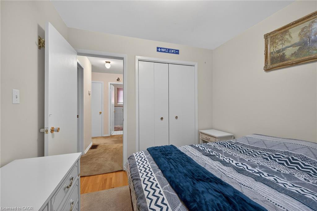 582 Woodview Road Property Photo 26