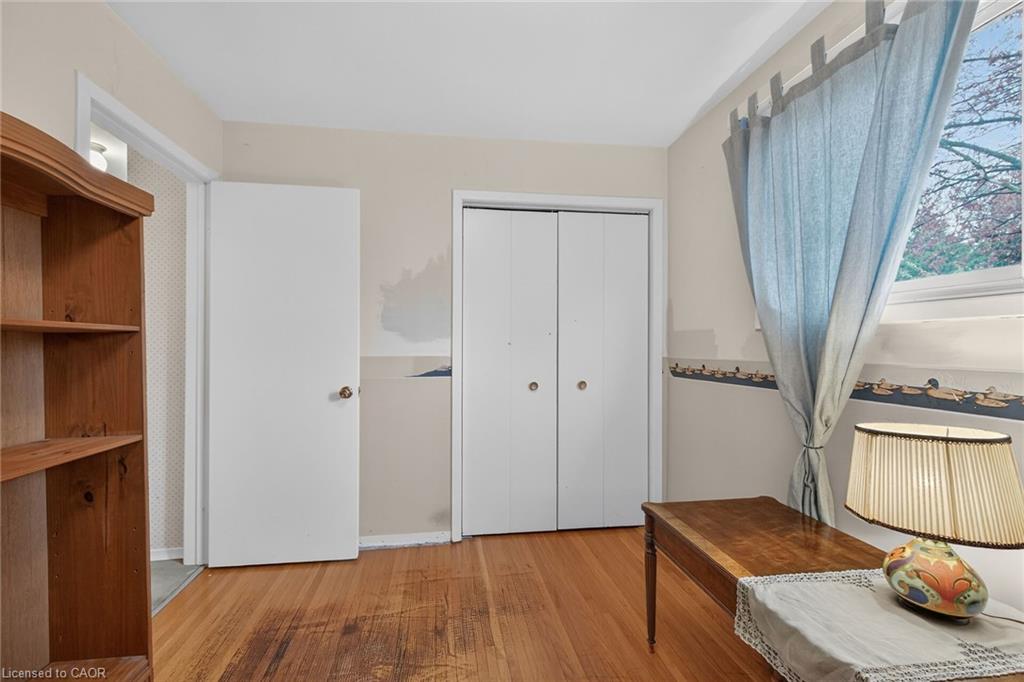 582 Woodview Road Property Photo 29