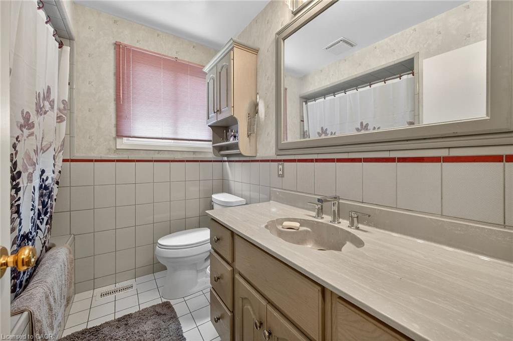 582 Woodview Road Property Photo 30