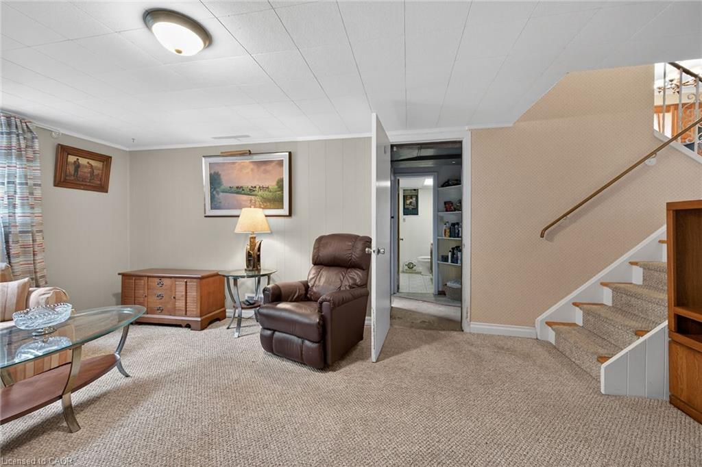 582 Woodview Road Property Photo 36