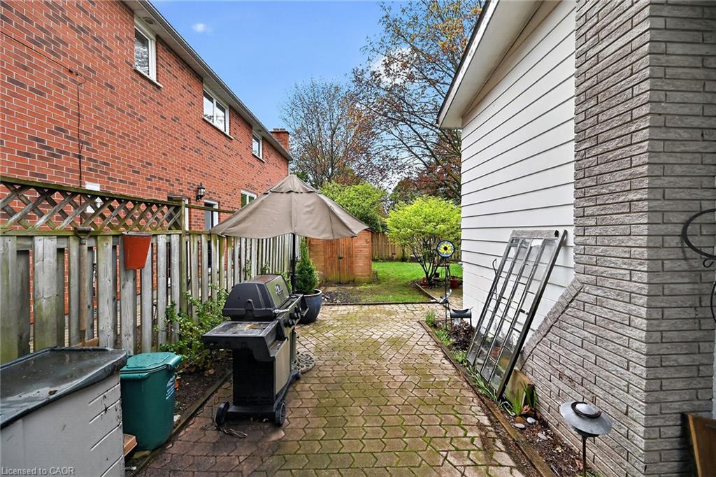 582 Woodview Road Property Photo 39