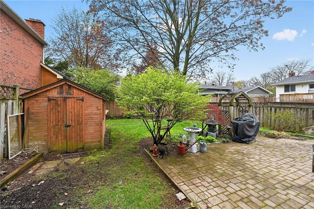 582 Woodview Road Property Photo 40