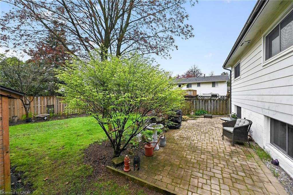 582 Woodview Road Property Photo 42