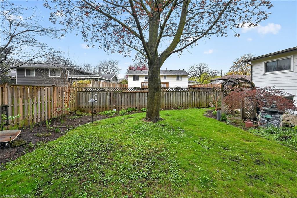 582 Woodview Road Property Photo 49