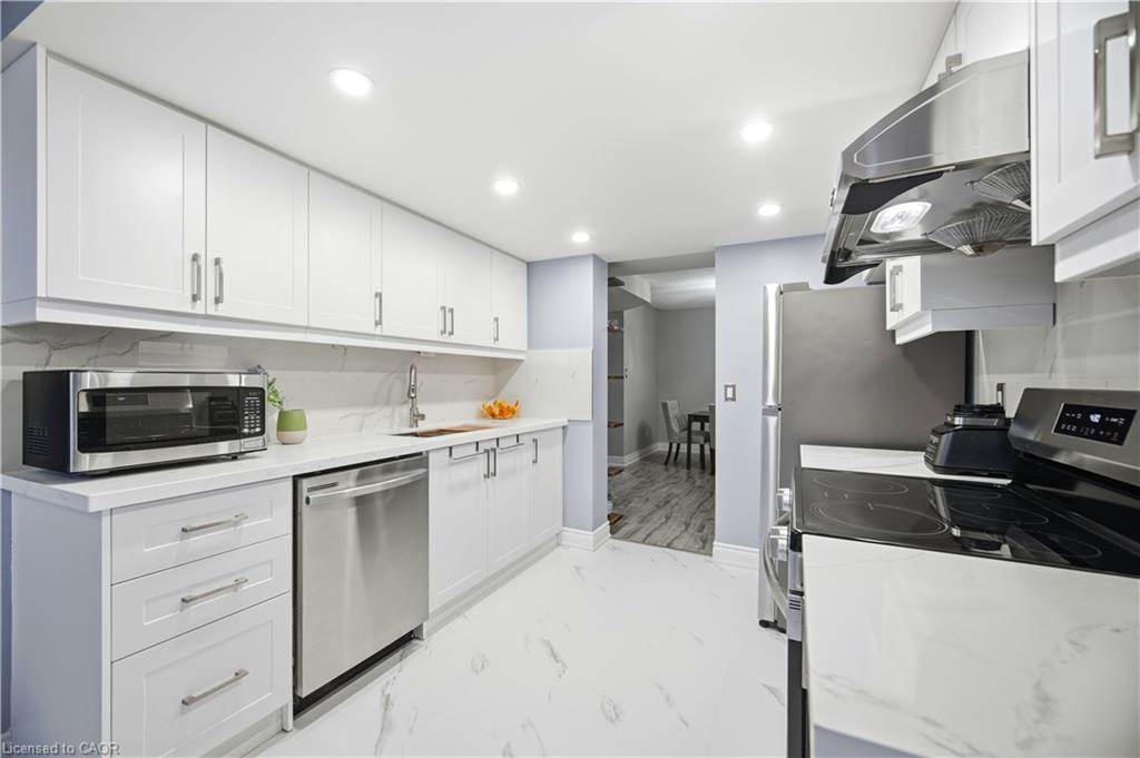 3208-45 Kingsbridge Garden Circle Property Photo 15