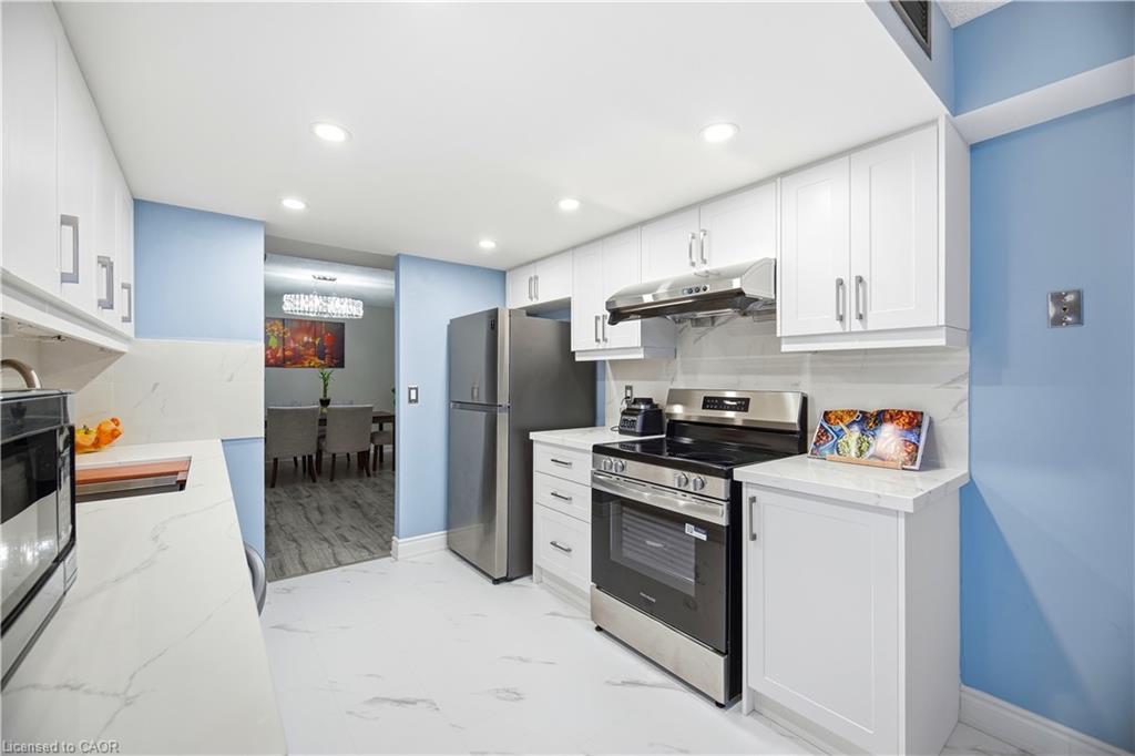 3208-45 Kingsbridge Garden Circle Property Photo 16