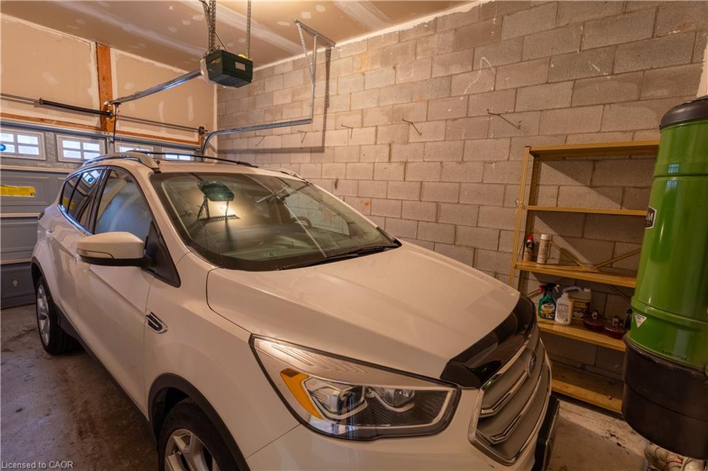 4066 Medland Drive Property Photo 14