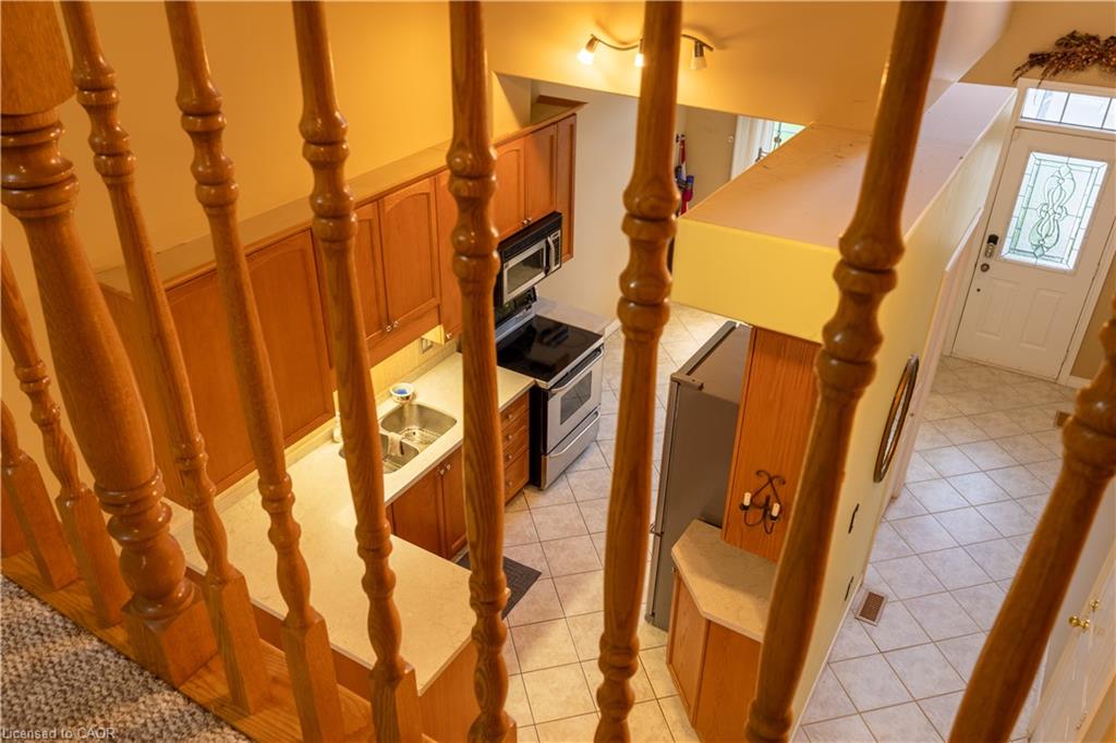 4066 Medland Drive Property Photo 20