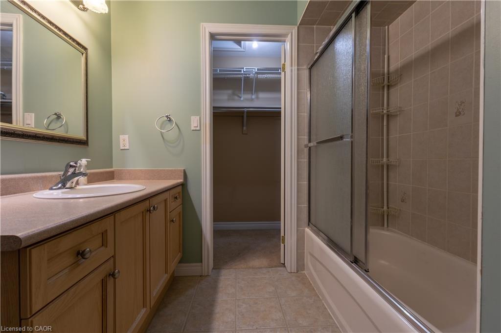 4066 Medland Drive Property Photo 26
