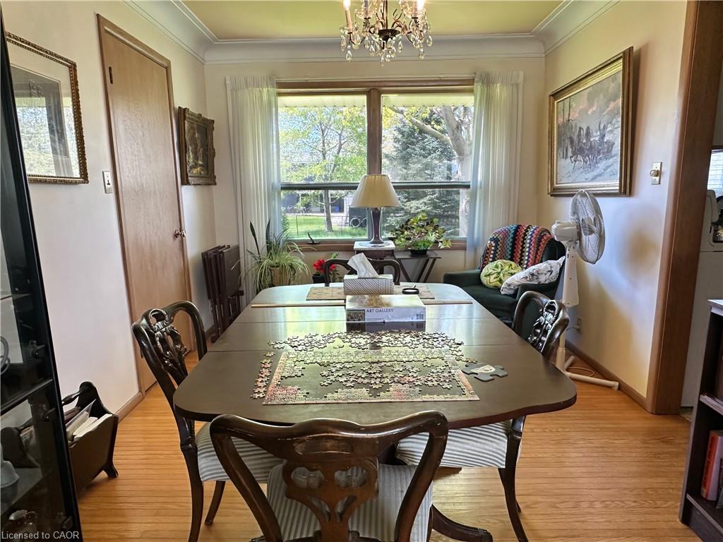 130 Gardiner Avenue E Property Photo 14