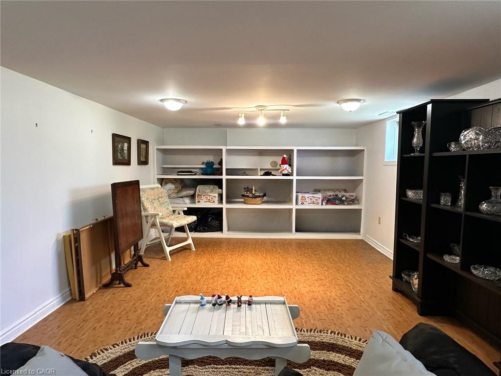 130 Gardiner Avenue E Property Photo 27