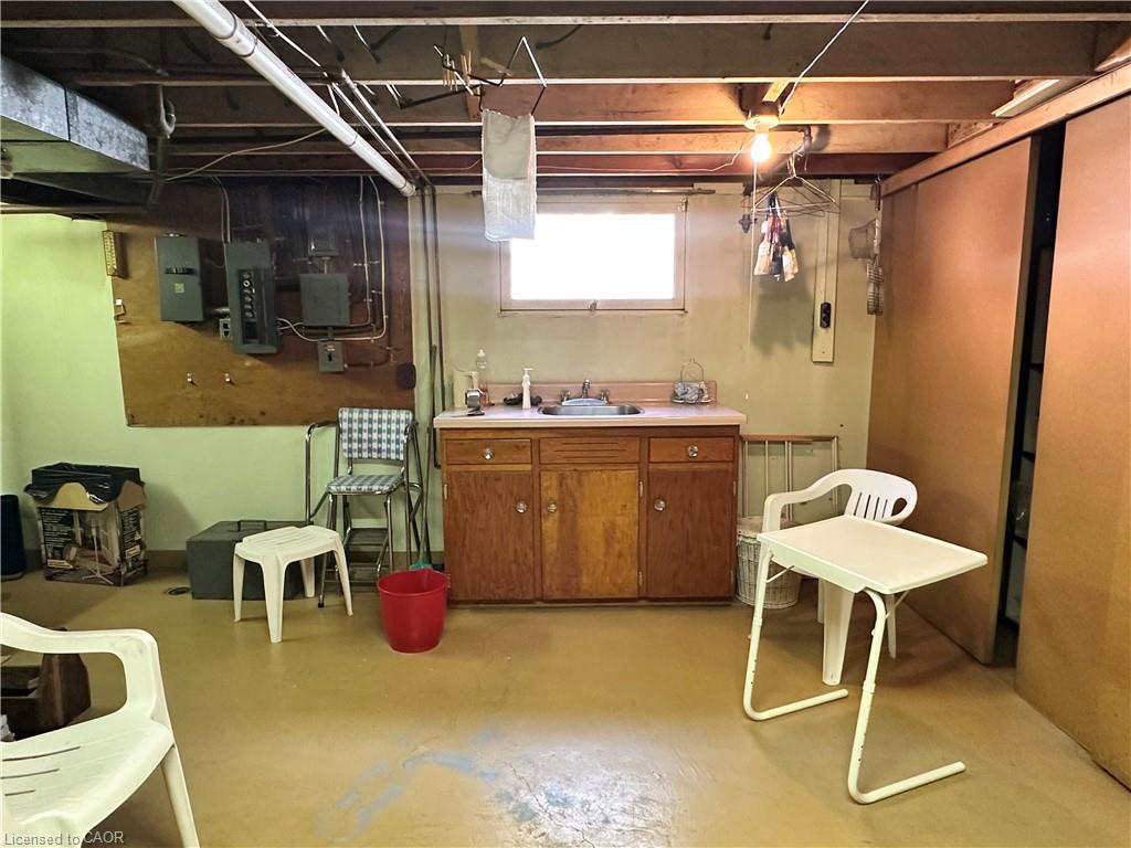 130 Gardiner Avenue E Property Photo 30