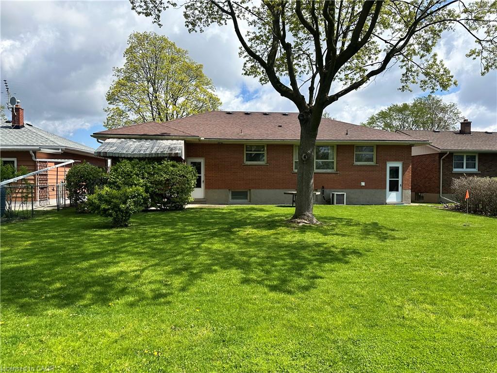 130 Gardiner Avenue E Property Photo 34
