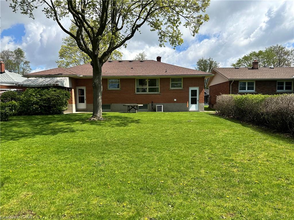 130 Gardiner Avenue E Property Photo 35
