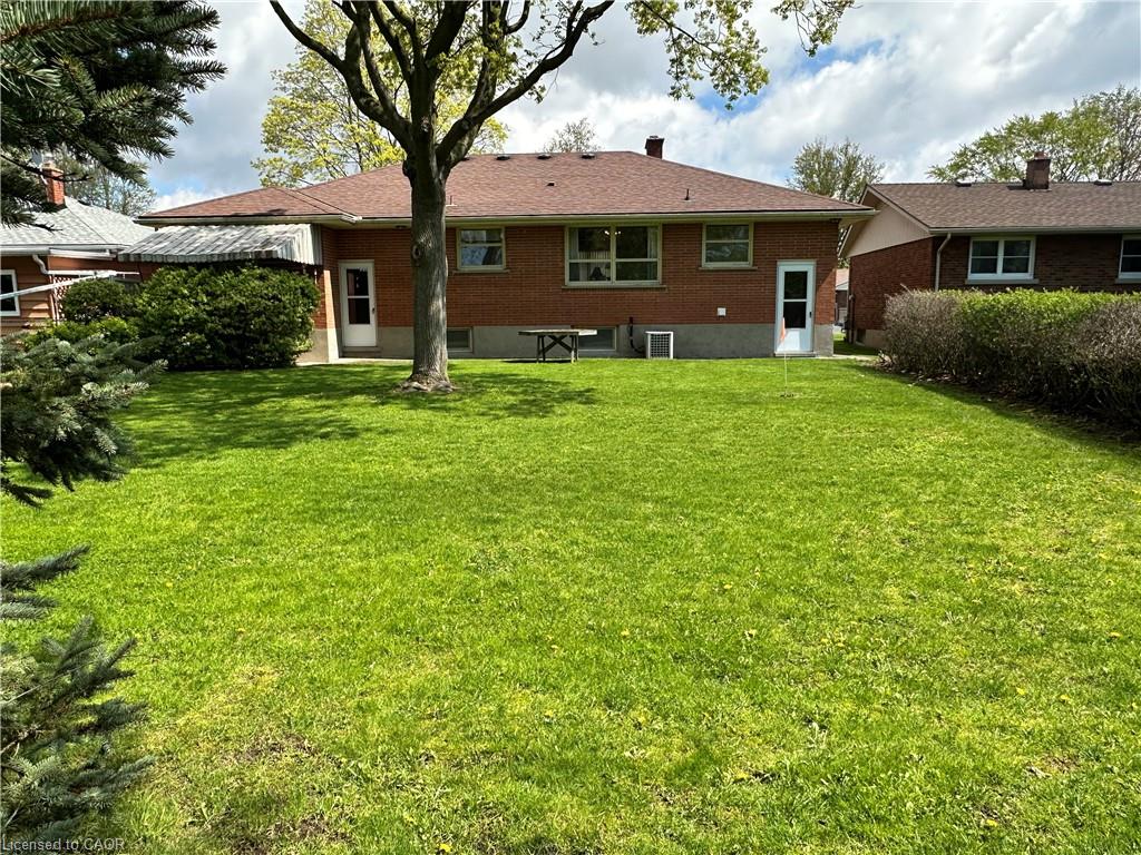 130 Gardiner Avenue E Property Photo 37