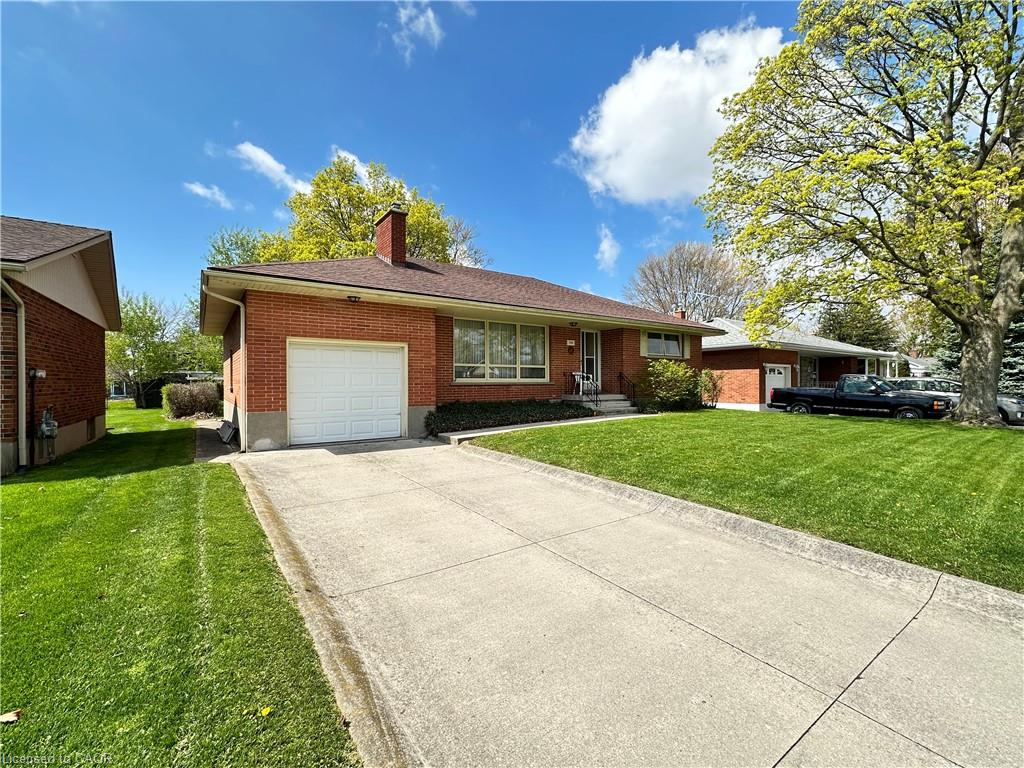 130 Gardiner Avenue E Property Photo 41