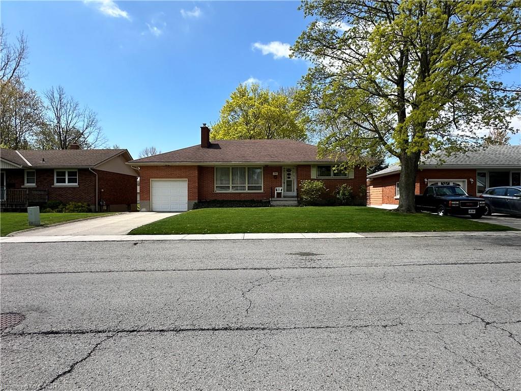 130 Gardiner Avenue E Property Photo 42