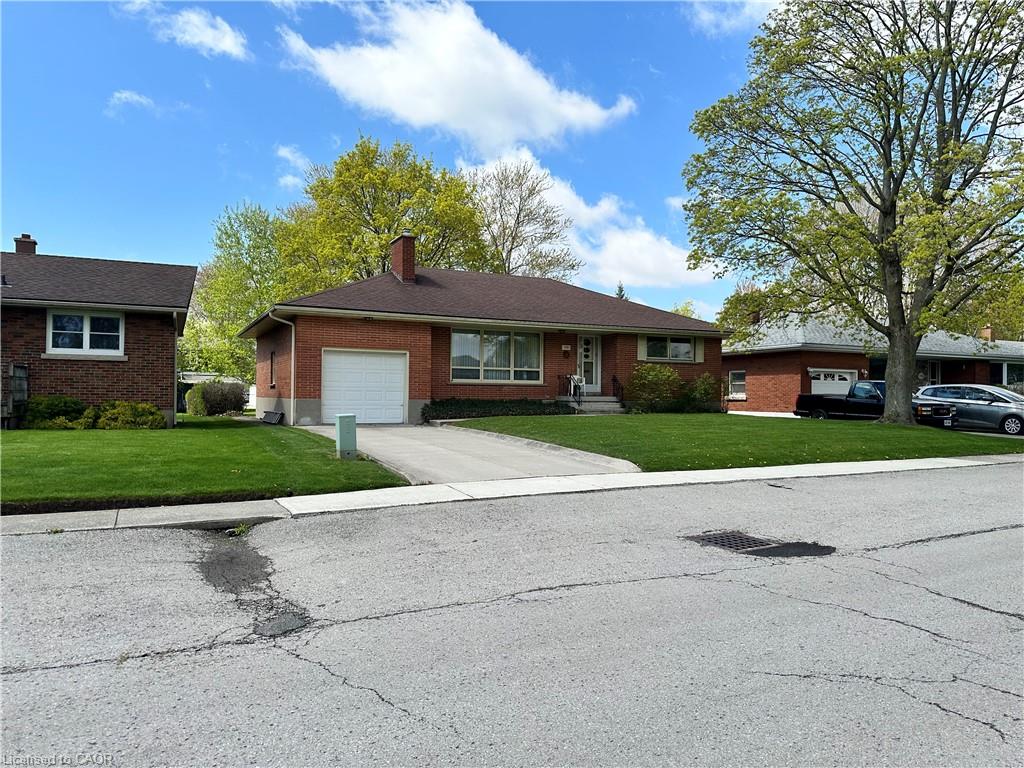 130 Gardiner Avenue E Property Photo 43