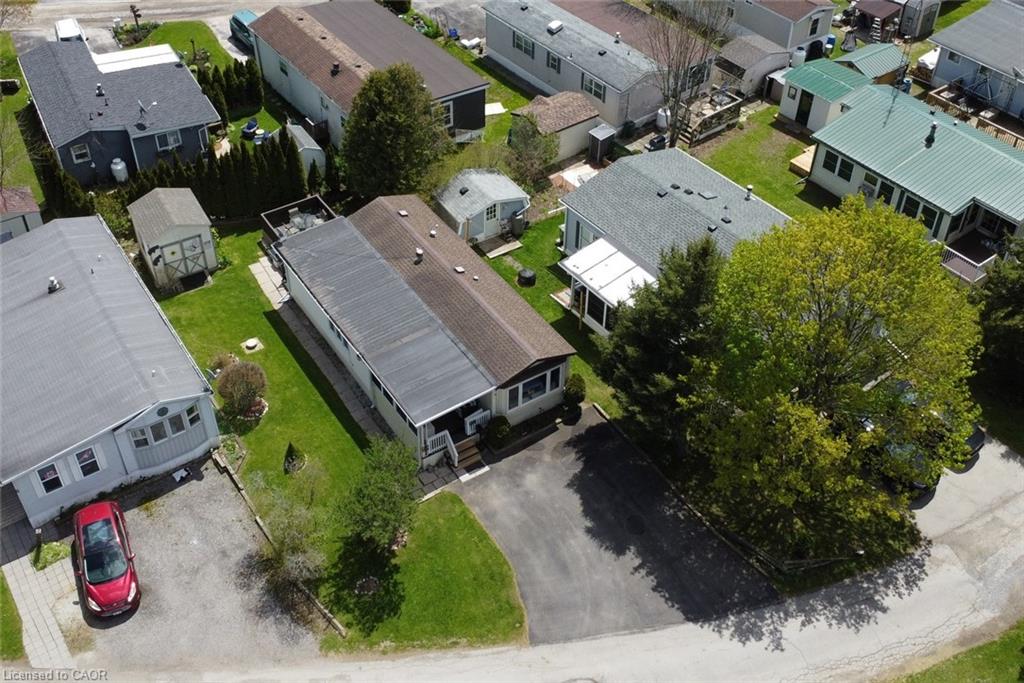 2490 Governors Road Property Photo 4