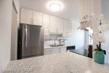 501-579 Clare Avenue Property Photo 3