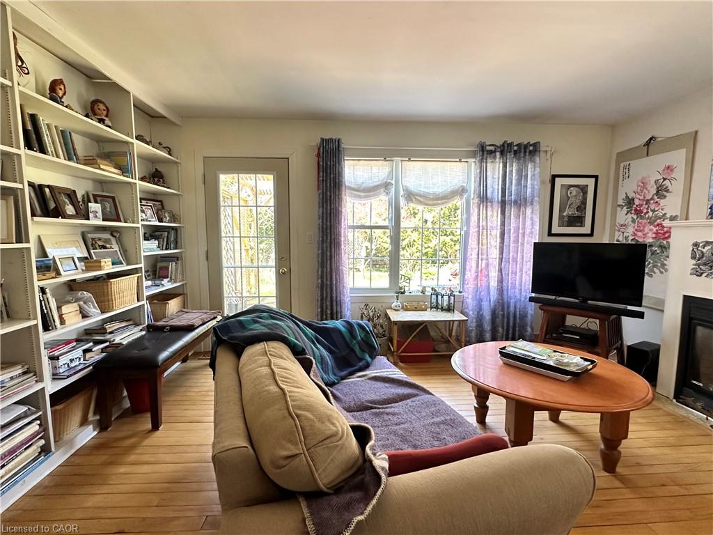 618 Pine Street Property Photo 18