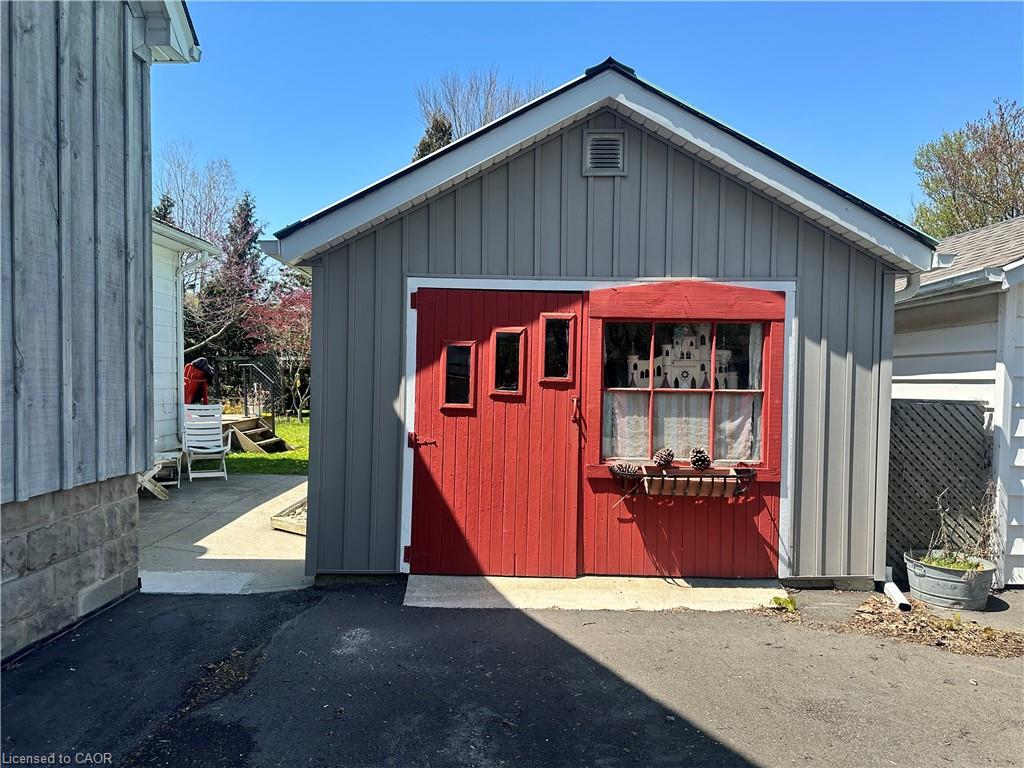 618 Pine Street Property Photo 29