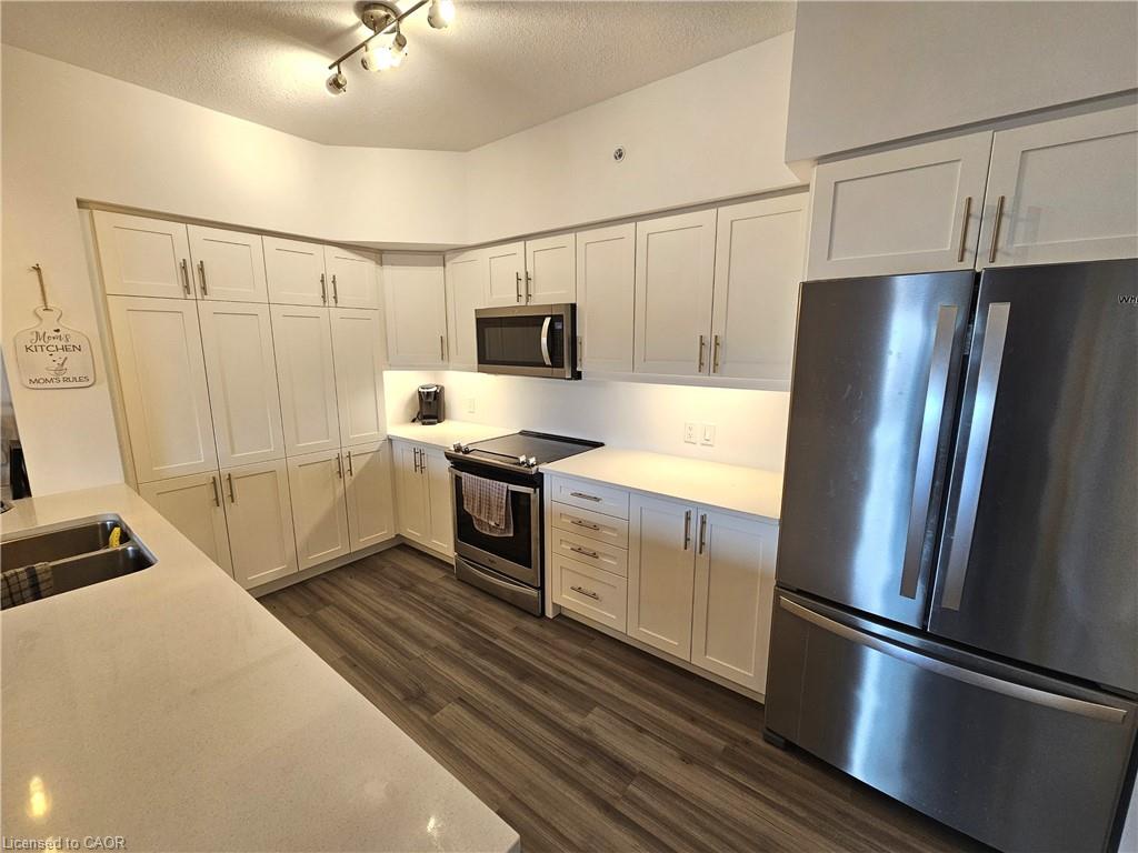 117-39 Sister Varga Terrace Property Photo 6
