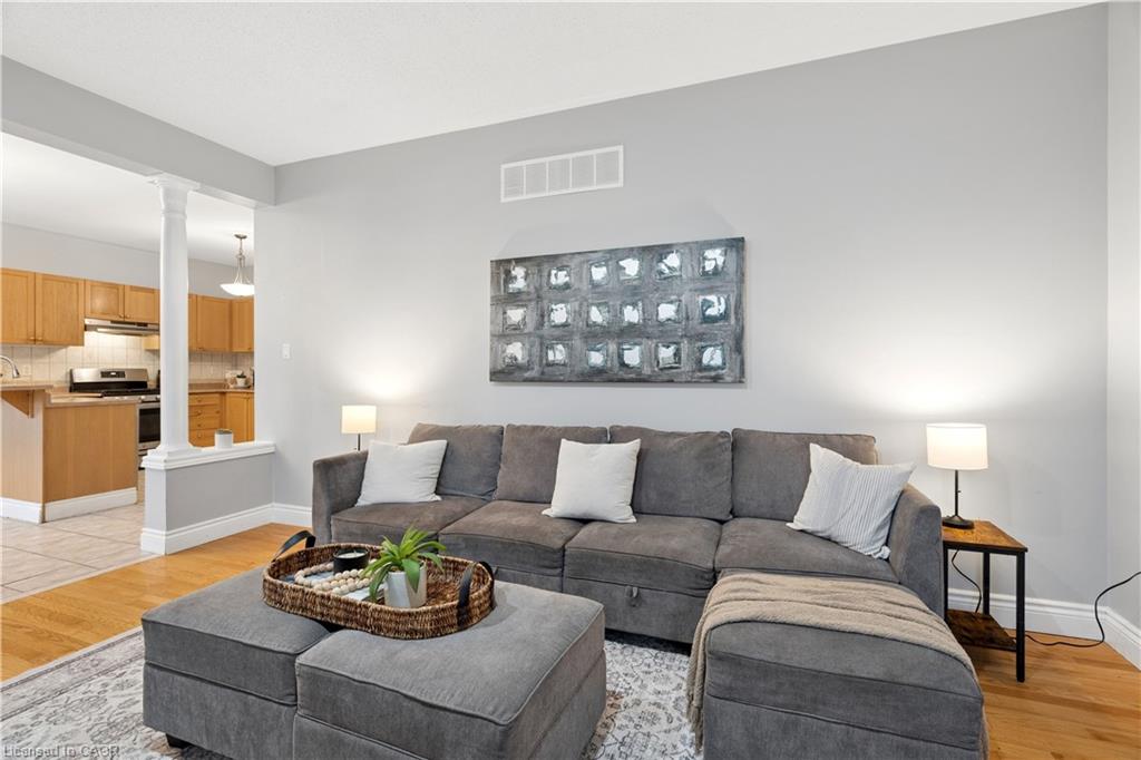 27 Spruce Boulevard Property Photo 18