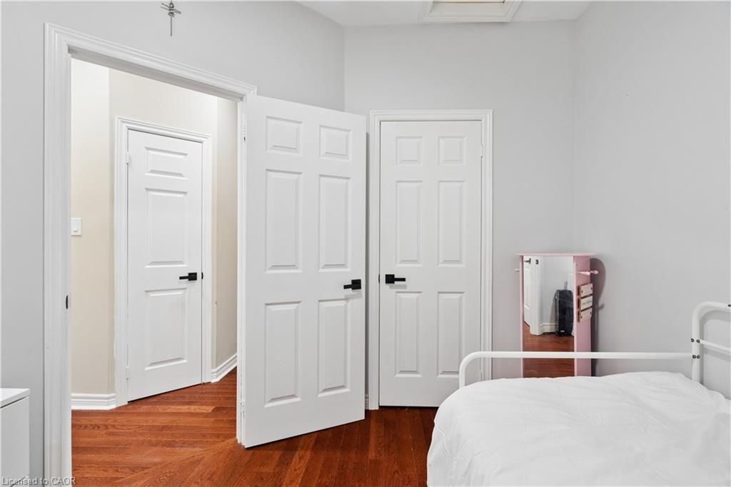 27 Spruce Boulevard Property Photo 22