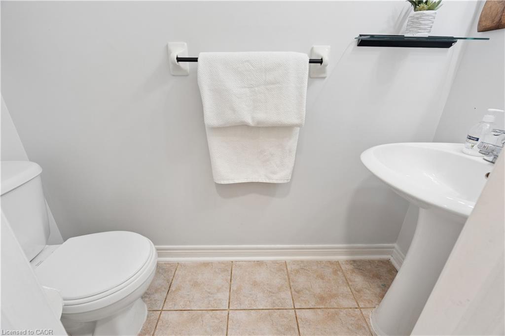 27 Spruce Boulevard Property Photo 23