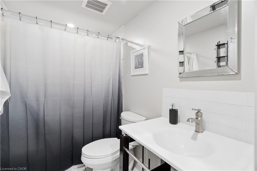27 Spruce Boulevard Property Photo 35