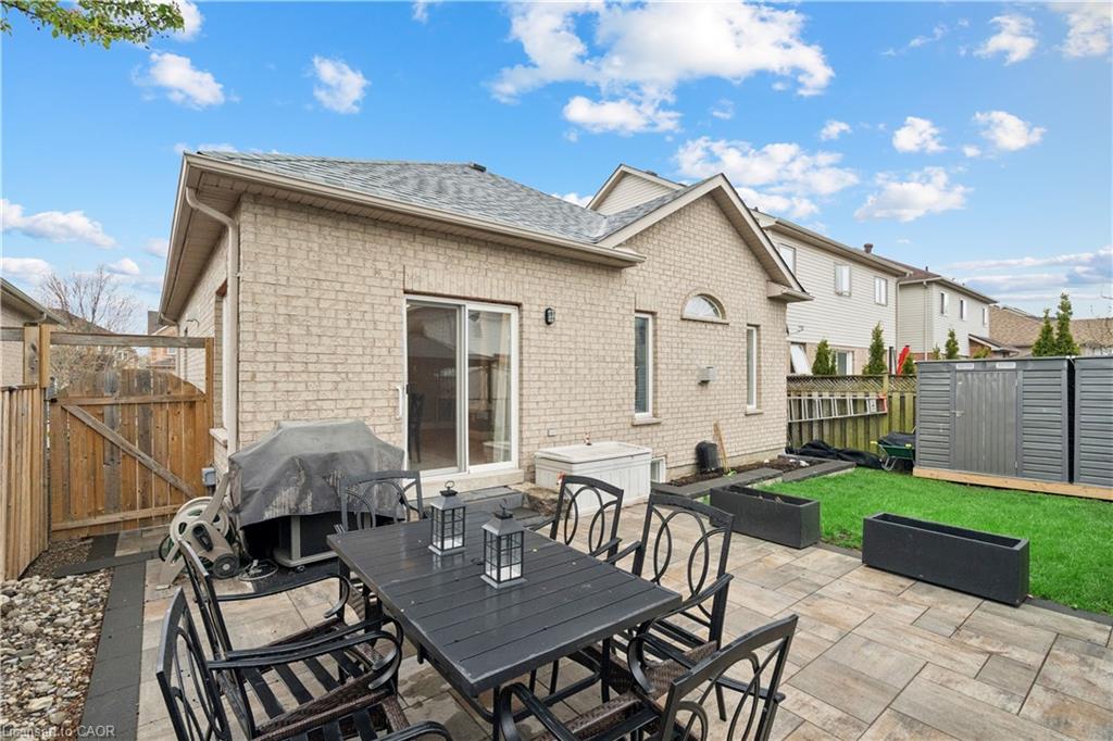 27 Spruce Boulevard Property Photo 43