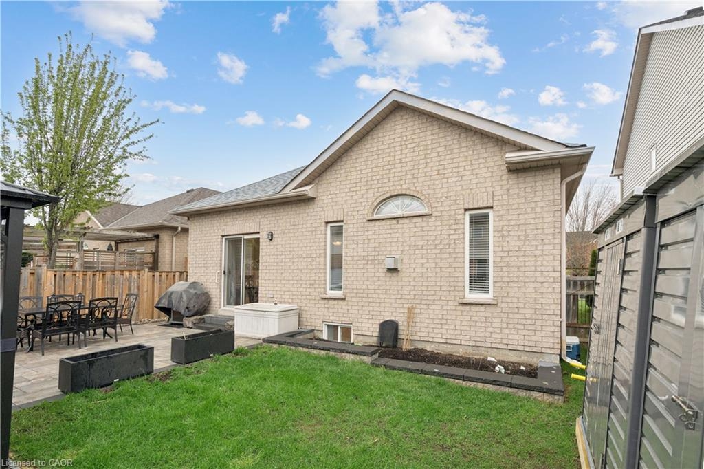 27 Spruce Boulevard Property Photo 48