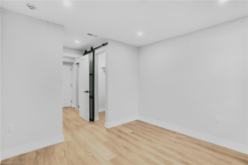 111-579 Clare Avenue Property Photo 5