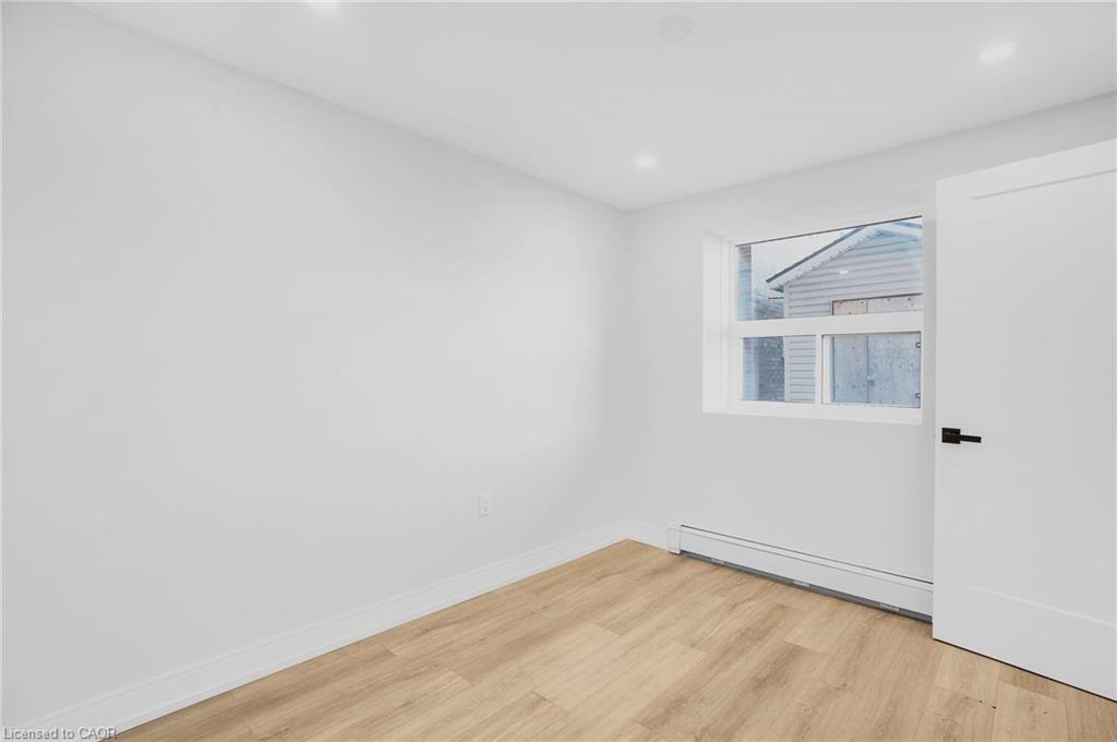 111-579 Clare Avenue Property Photo 7