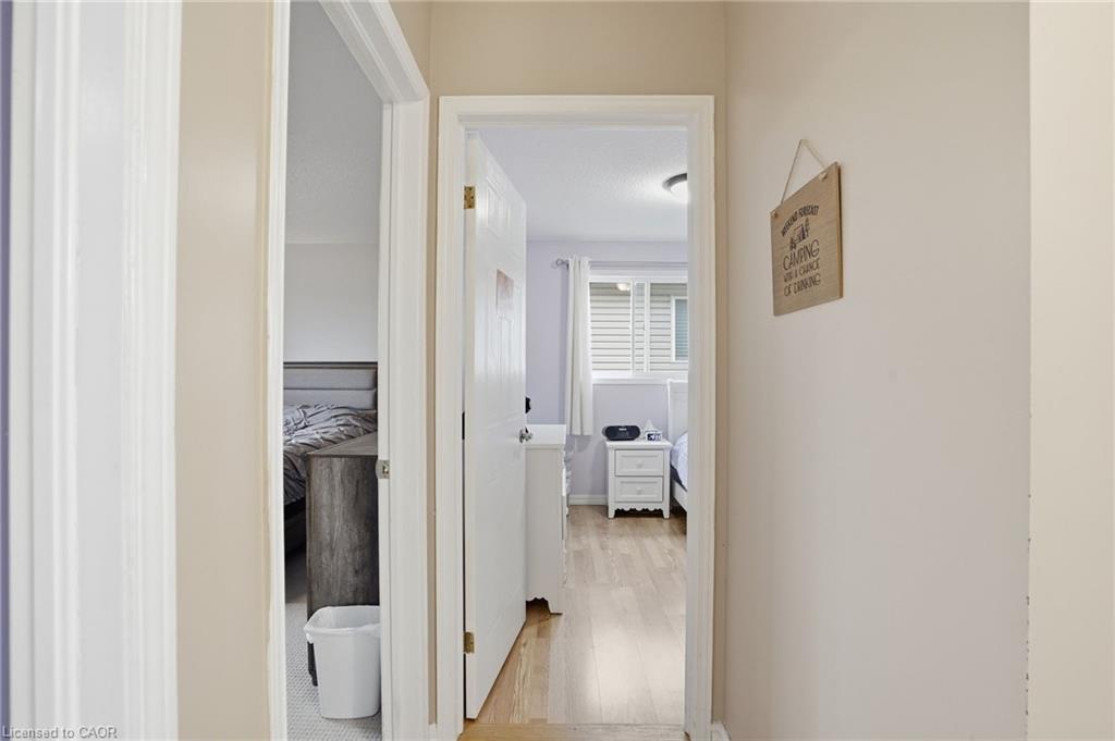 593 Grey Street Property Photo 18