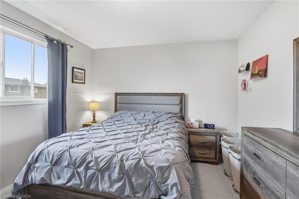 593 Grey Street Property Photo 19