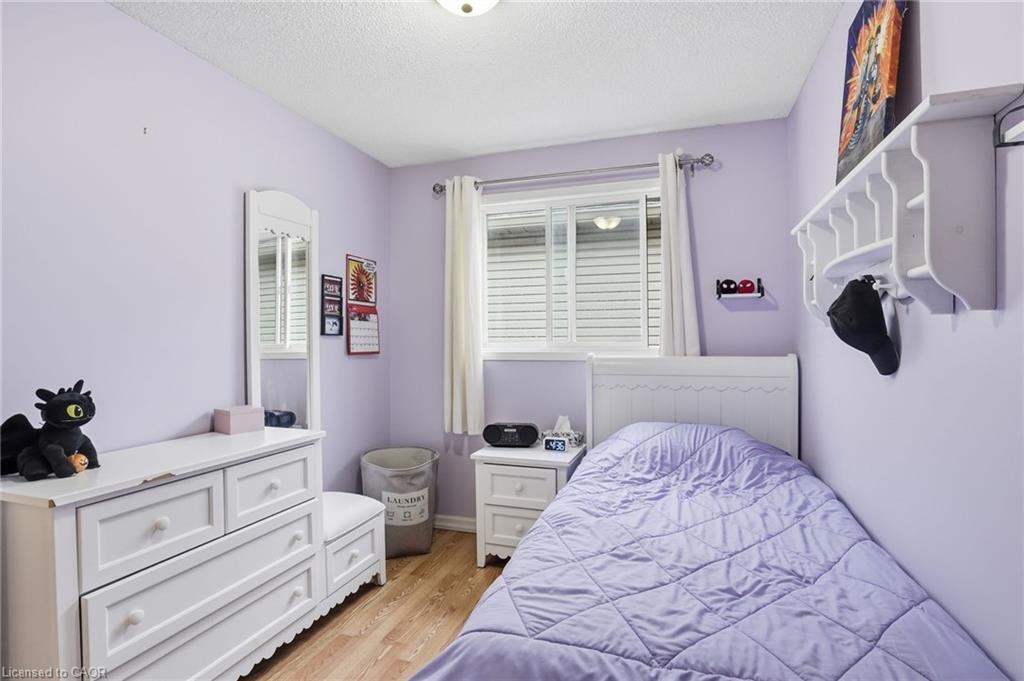 593 Grey Street Property Photo 24