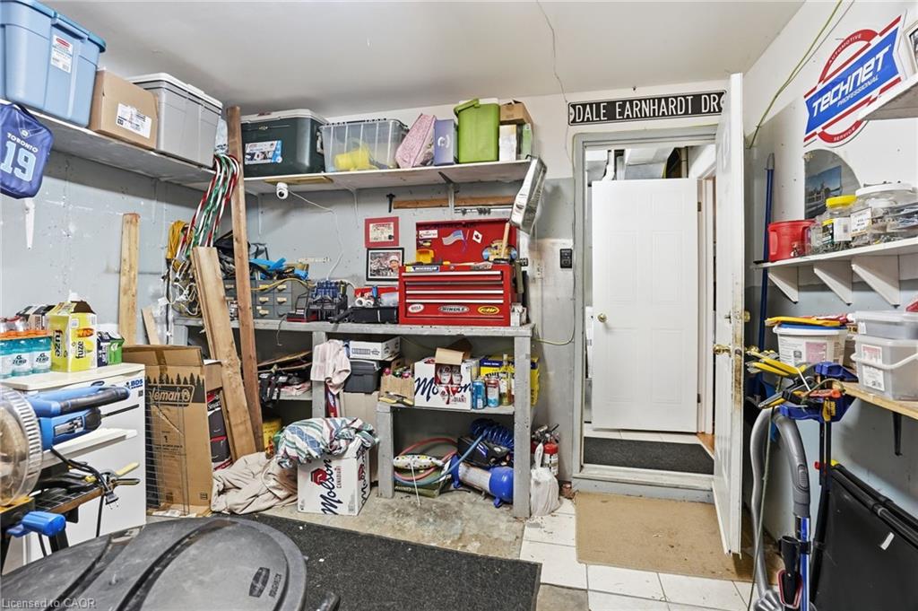 593 Grey Street Property Photo 37