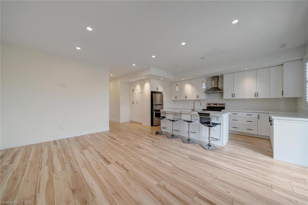 781 Oliva Street Property Photo 11