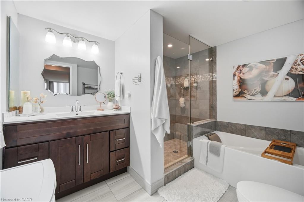 2204-3605 Kariya Drive Property Photo 22
