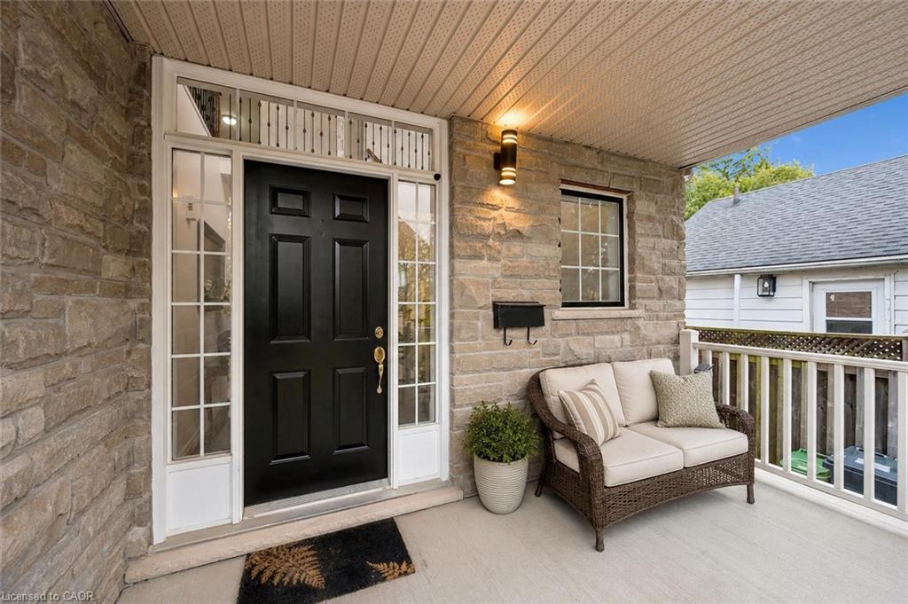 7 Hardy Street Property Photo 3