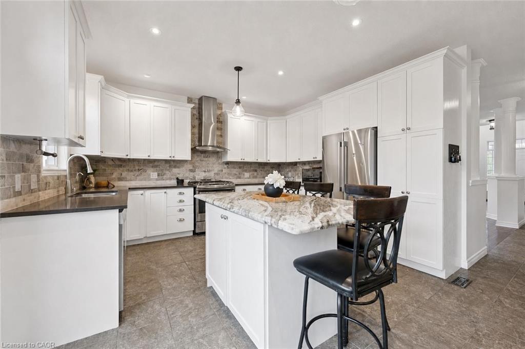 7 Hardy Street Property Photo 8