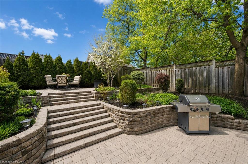 7 Hardy Street Property Photo 34