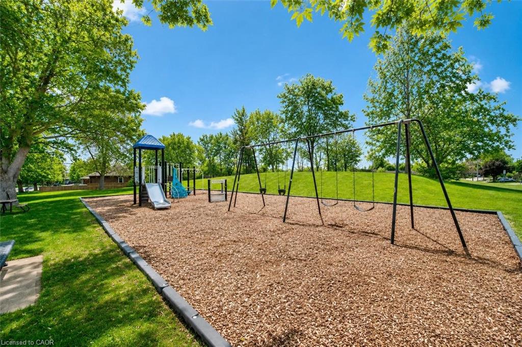 7 Hardy Street Property Photo 38