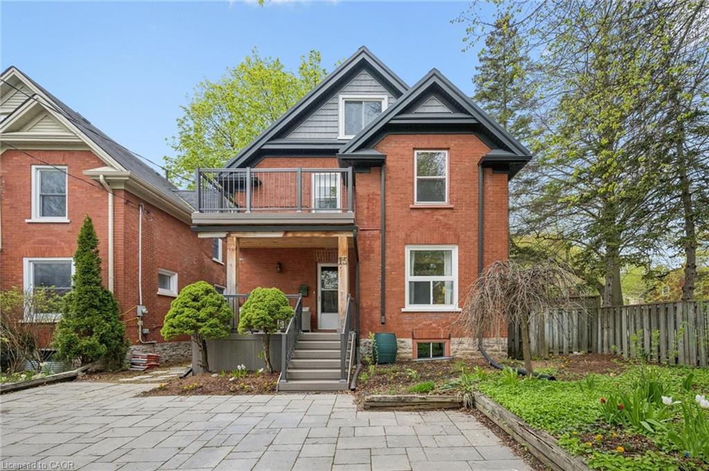 15 Gordon Avenue Property Photo 1