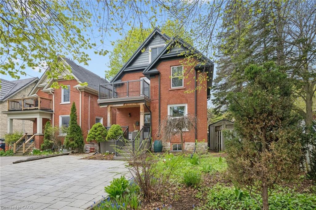 15 Gordon Avenue Property Photo 3