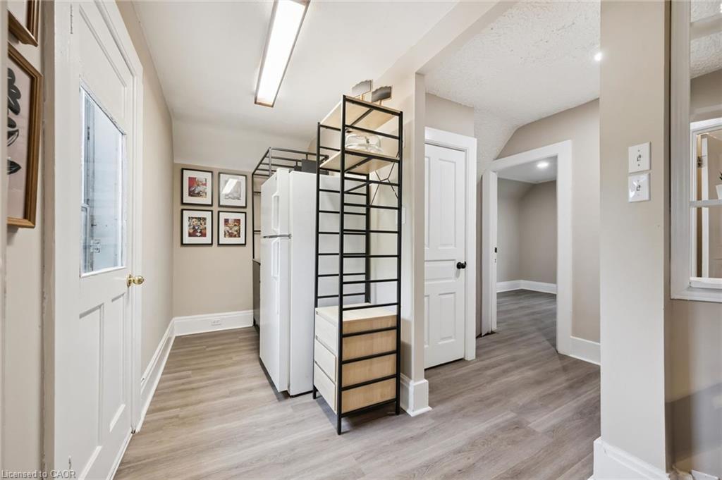 15 Gordon Avenue Property Photo 11