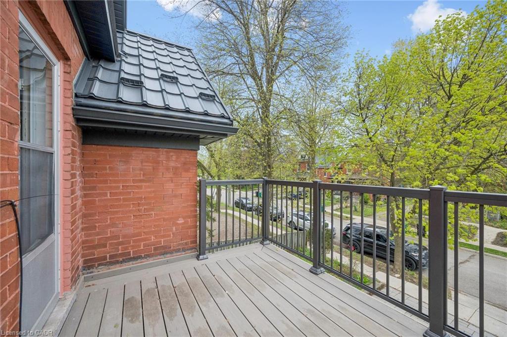 15 Gordon Avenue Property Photo 21