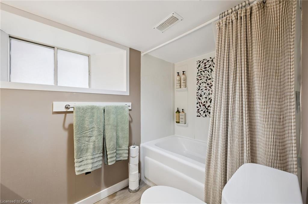 15 Gordon Avenue Property Photo 36